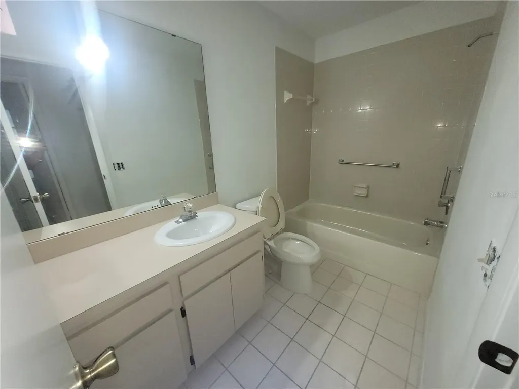 7125 Silvermill Drive Tampa FL 33635