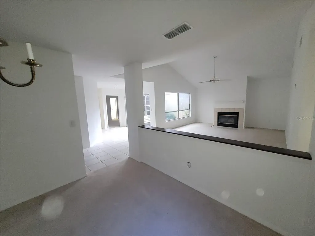 7125 Silvermill Drive Tampa FL 33635