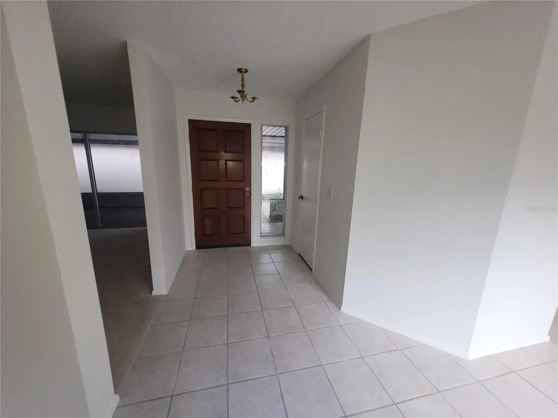 7125 Silvermill Drive Tampa FL 33635