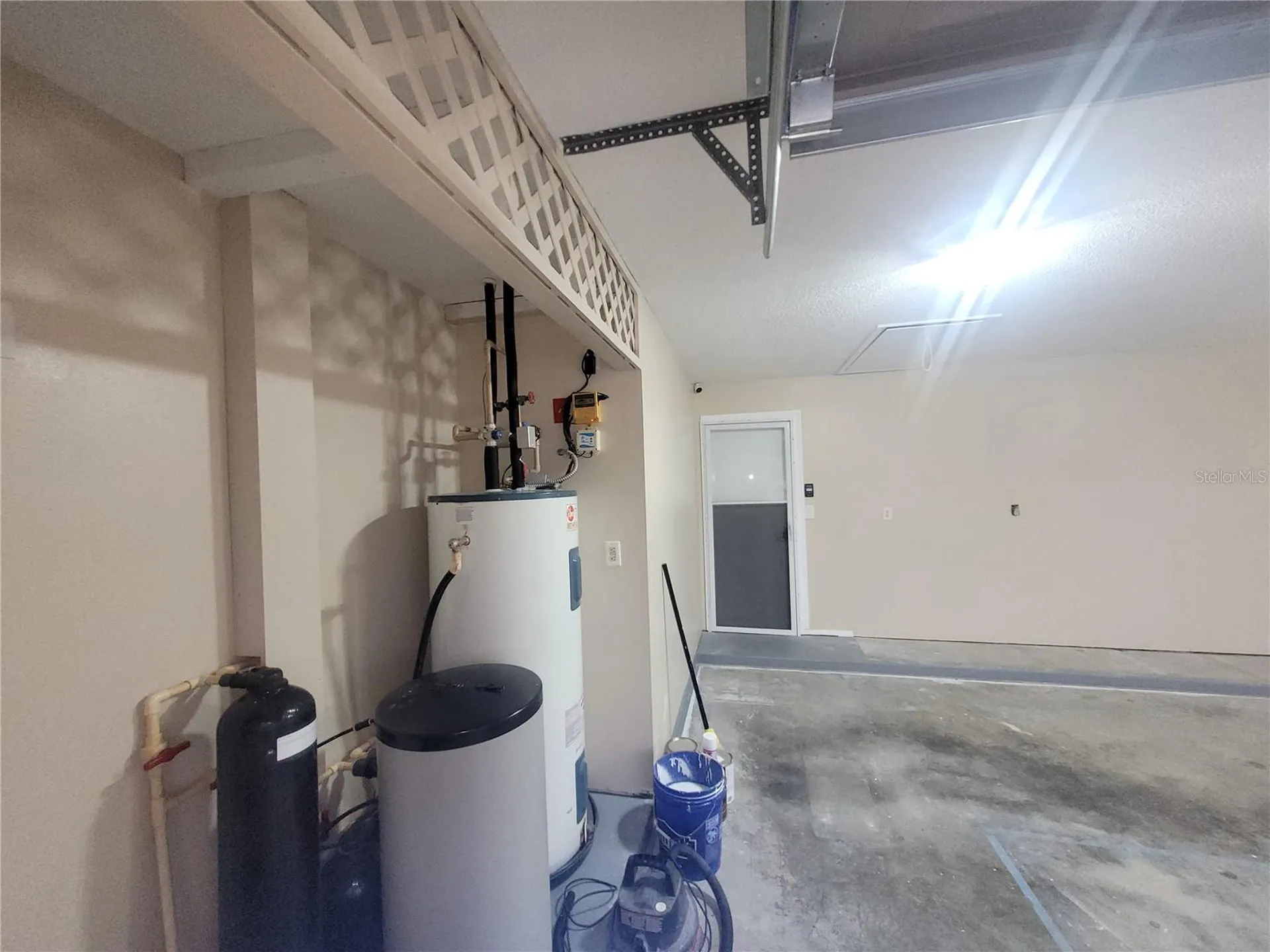 7125 Silvermill Drive Tampa FL 33635