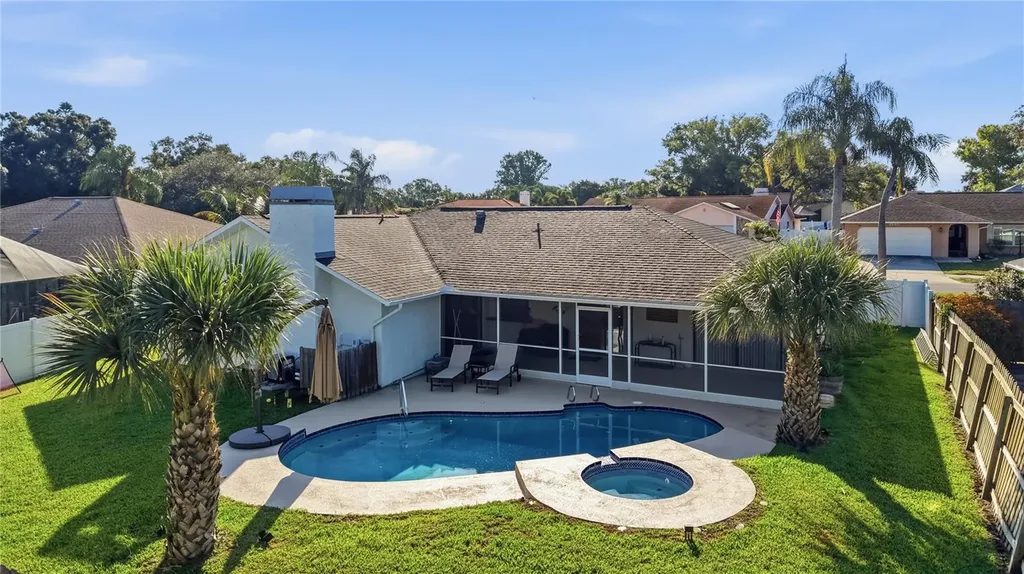 4957 Lake Valencia Boulevard E Palm Harbor FL 34684