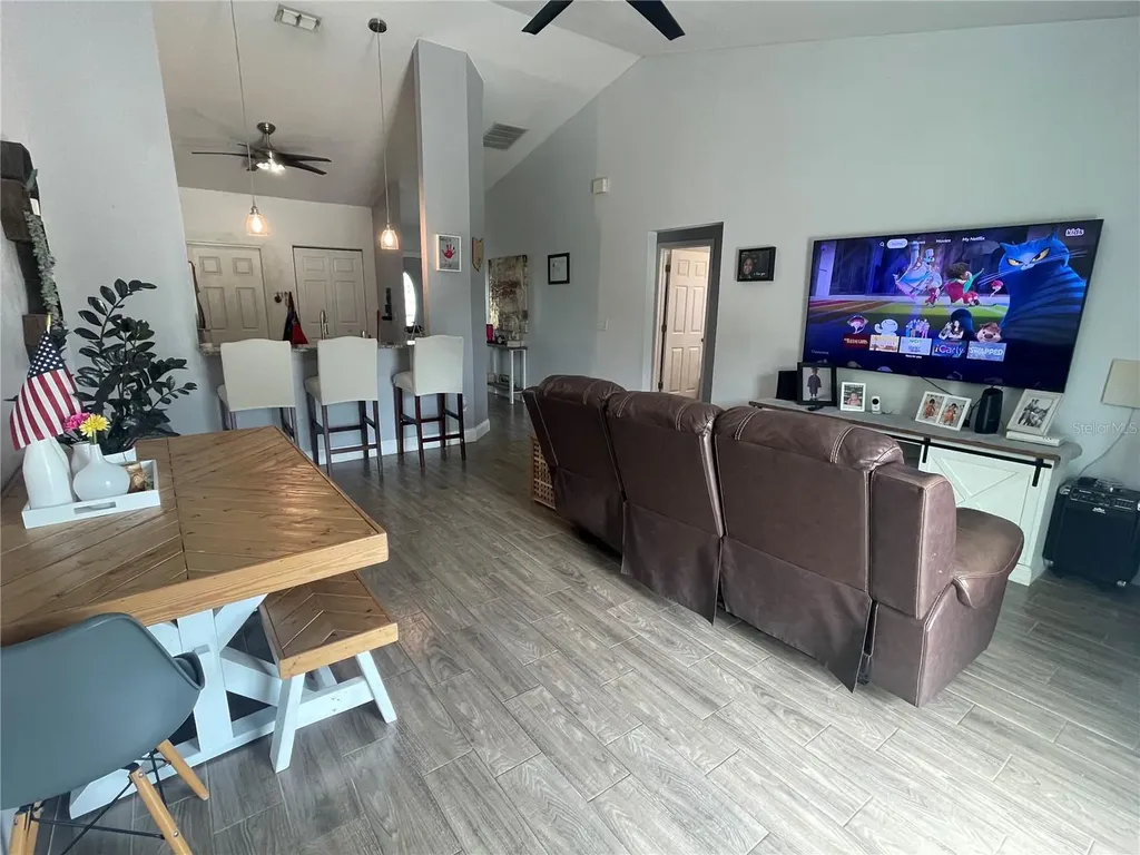 6714 Andrea Jane Lane Orlando FL 32807