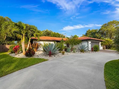 392 W Rossetti Drive Nokomis FL 34275
