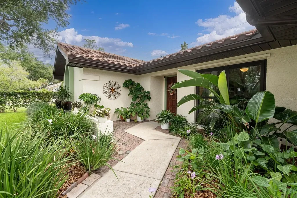 12194 66th Avenue Seminole FL 33772