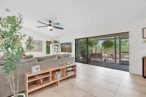 12194 66th Avenue Seminole FL 33772