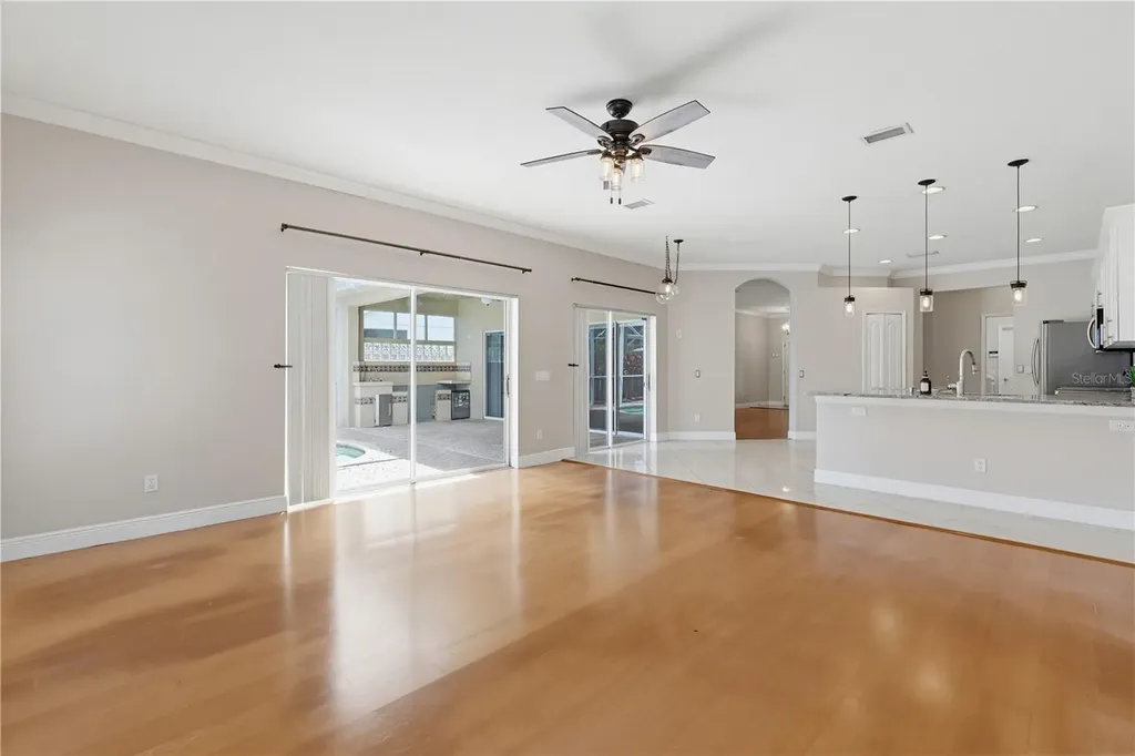 10115 Kingsbridge Avenue Tampa FL 33626