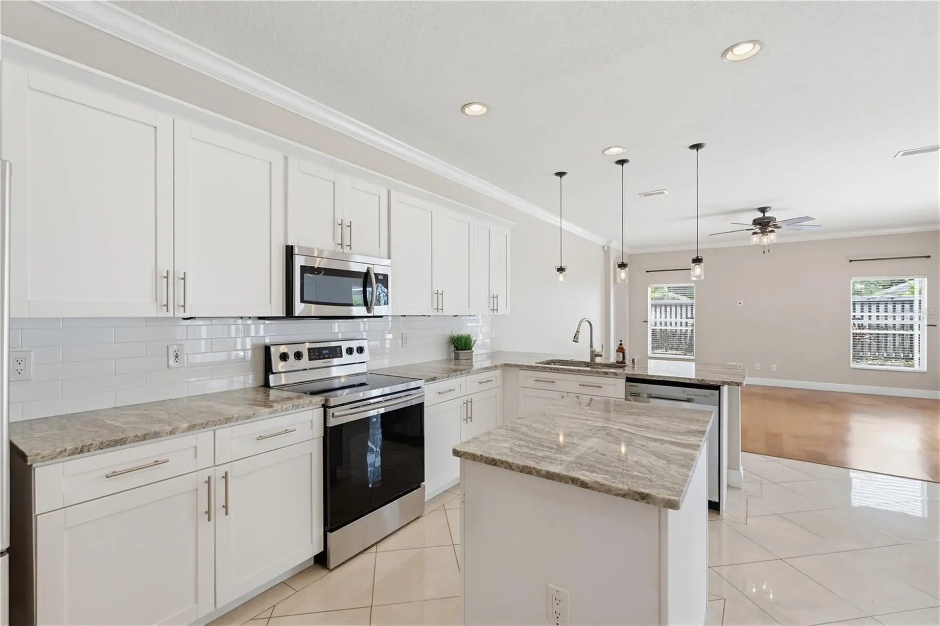 10115 Kingsbridge Avenue Tampa FL 33626