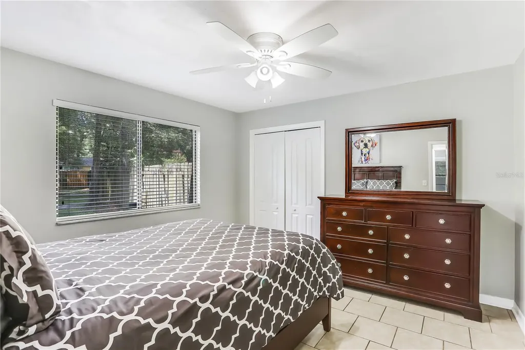 1826 SW 80th Drive Gainesville FL 32607