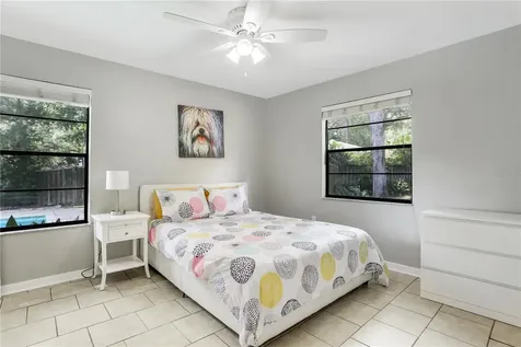 1826 SW 80th Drive Gainesville FL 32607