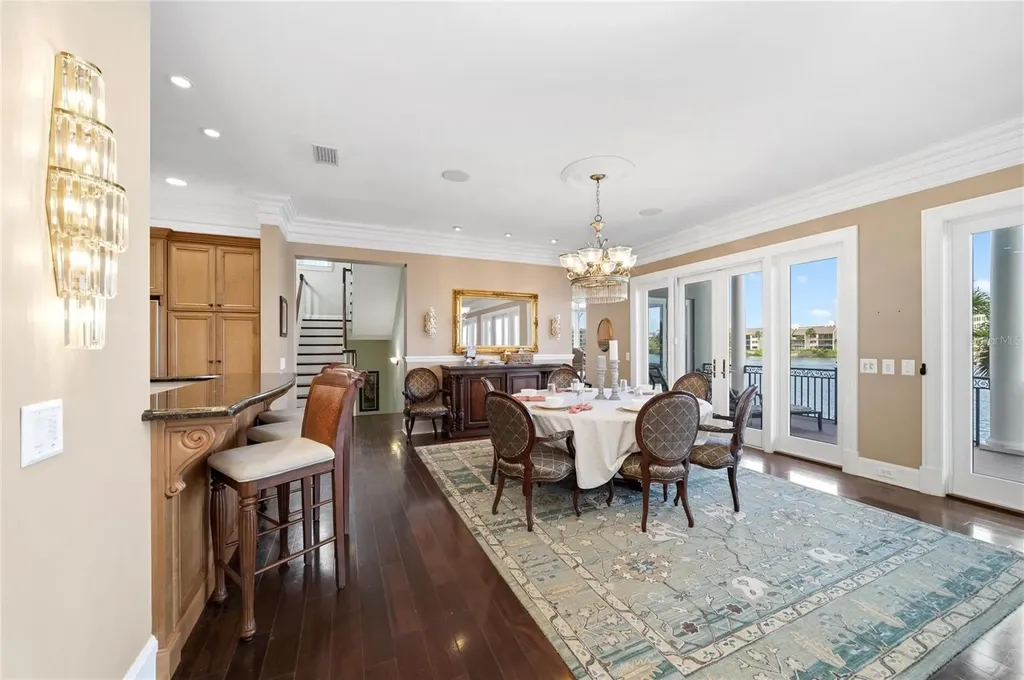 6438 Hollywood Boulevard Sarasota FL 34231