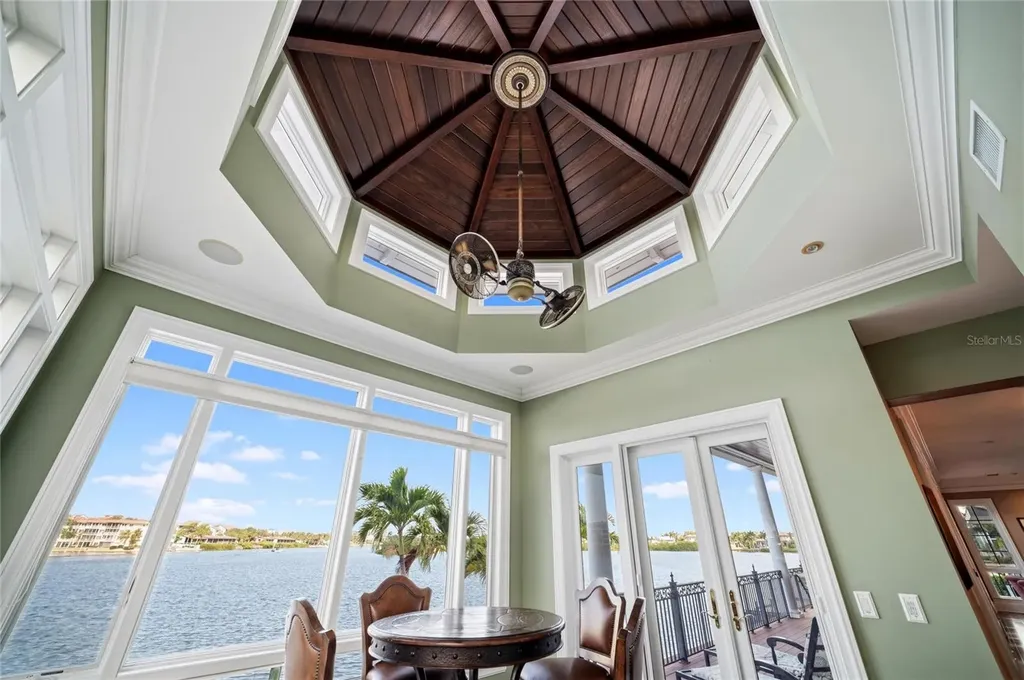 6438 Hollywood Boulevard Sarasota FL 34231