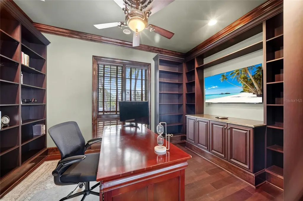 6438 Hollywood Boulevard Sarasota FL 34231