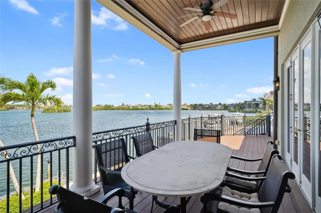 6438 Hollywood Boulevard Sarasota FL 34231