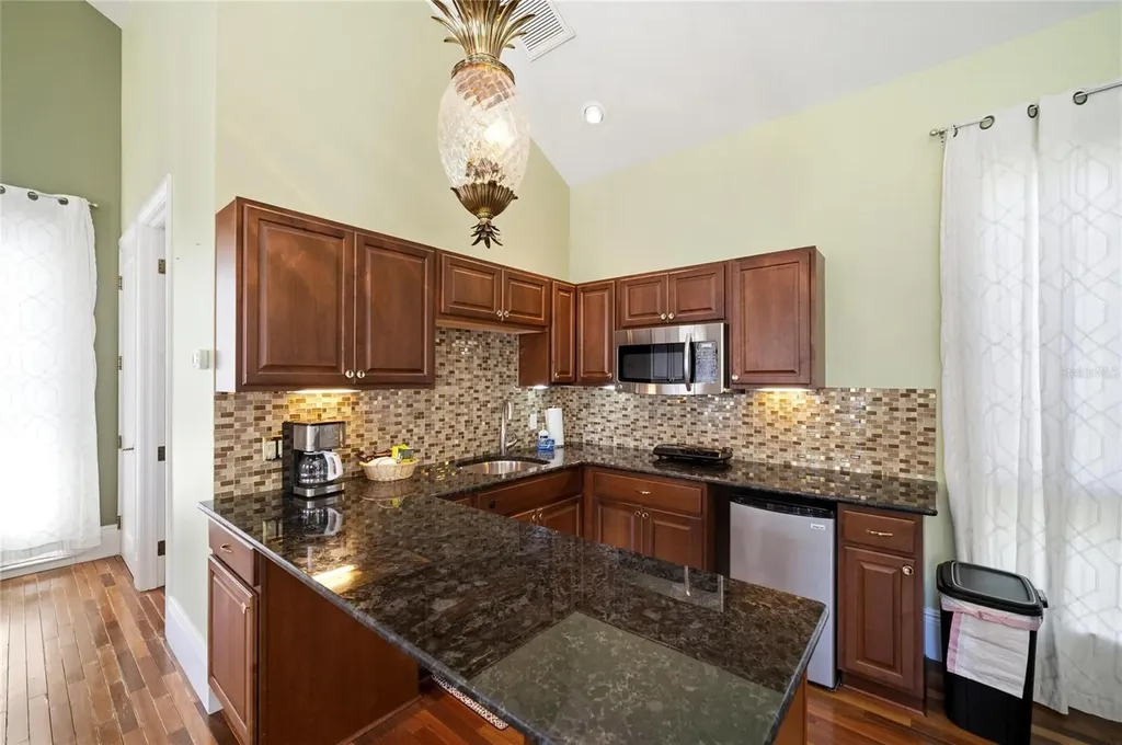 6438 Hollywood Boulevard Sarasota FL 34231