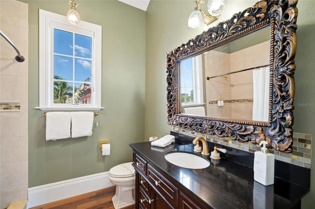 6438 Hollywood Boulevard Sarasota FL 34231