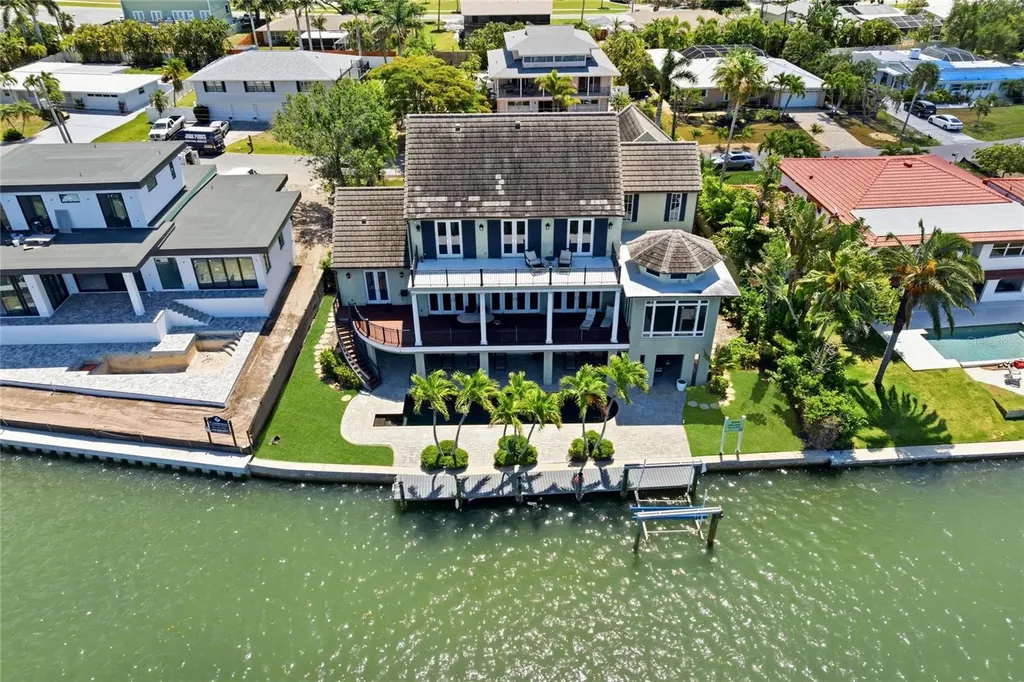6438 Hollywood Boulevard Sarasota FL 34231