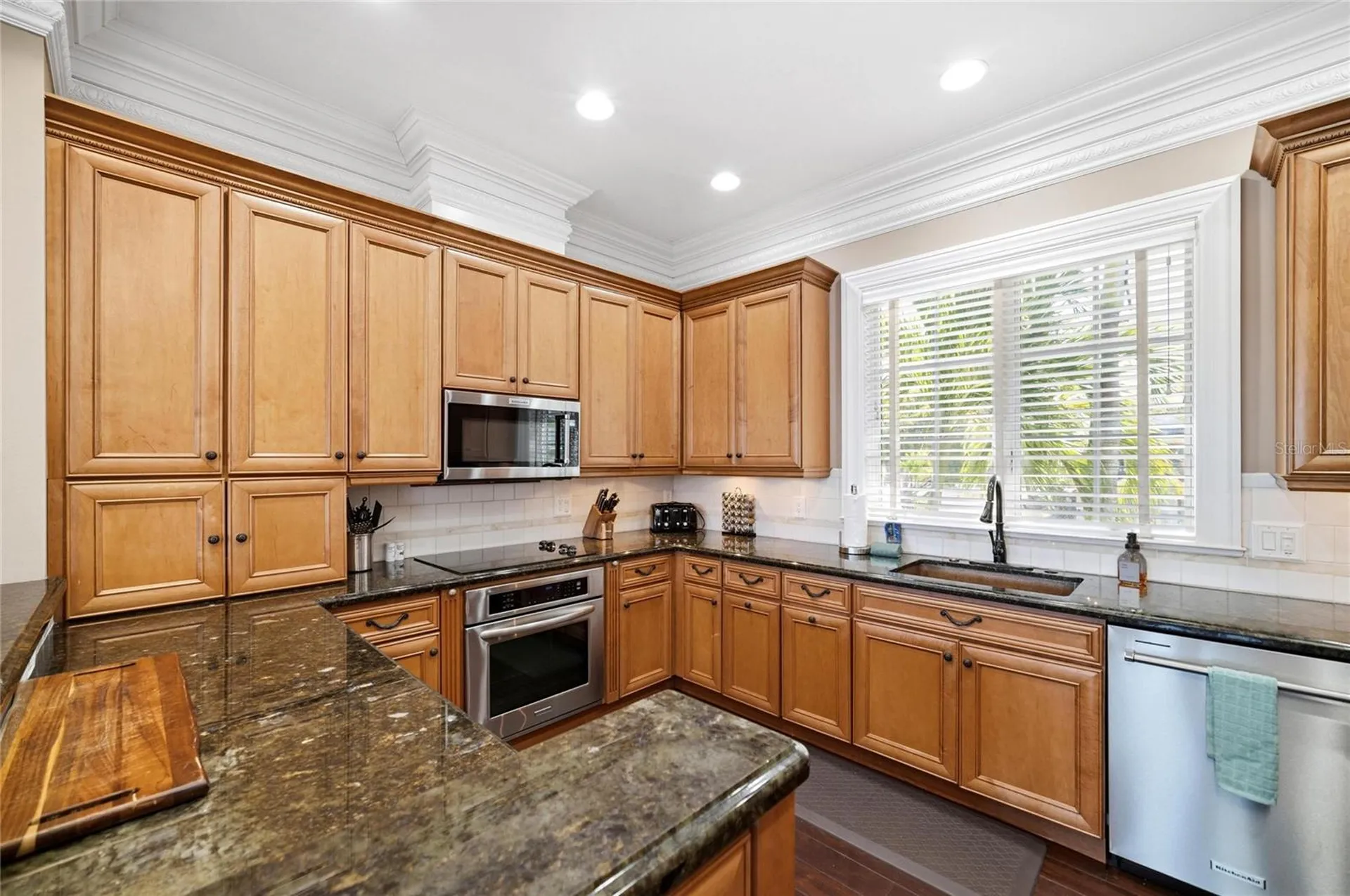 6438 Hollywood Boulevard Sarasota FL 34231