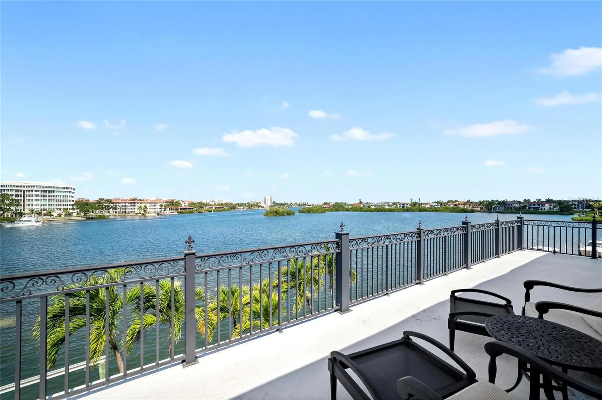 6438 Hollywood Boulevard Sarasota FL 34231