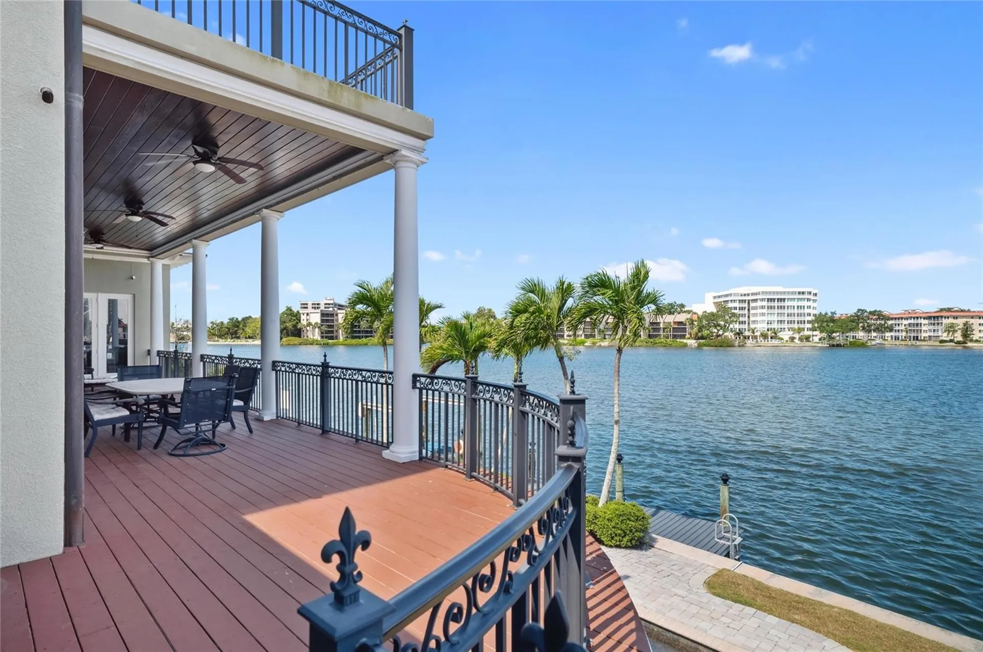 6438 Hollywood Boulevard Sarasota FL 34231