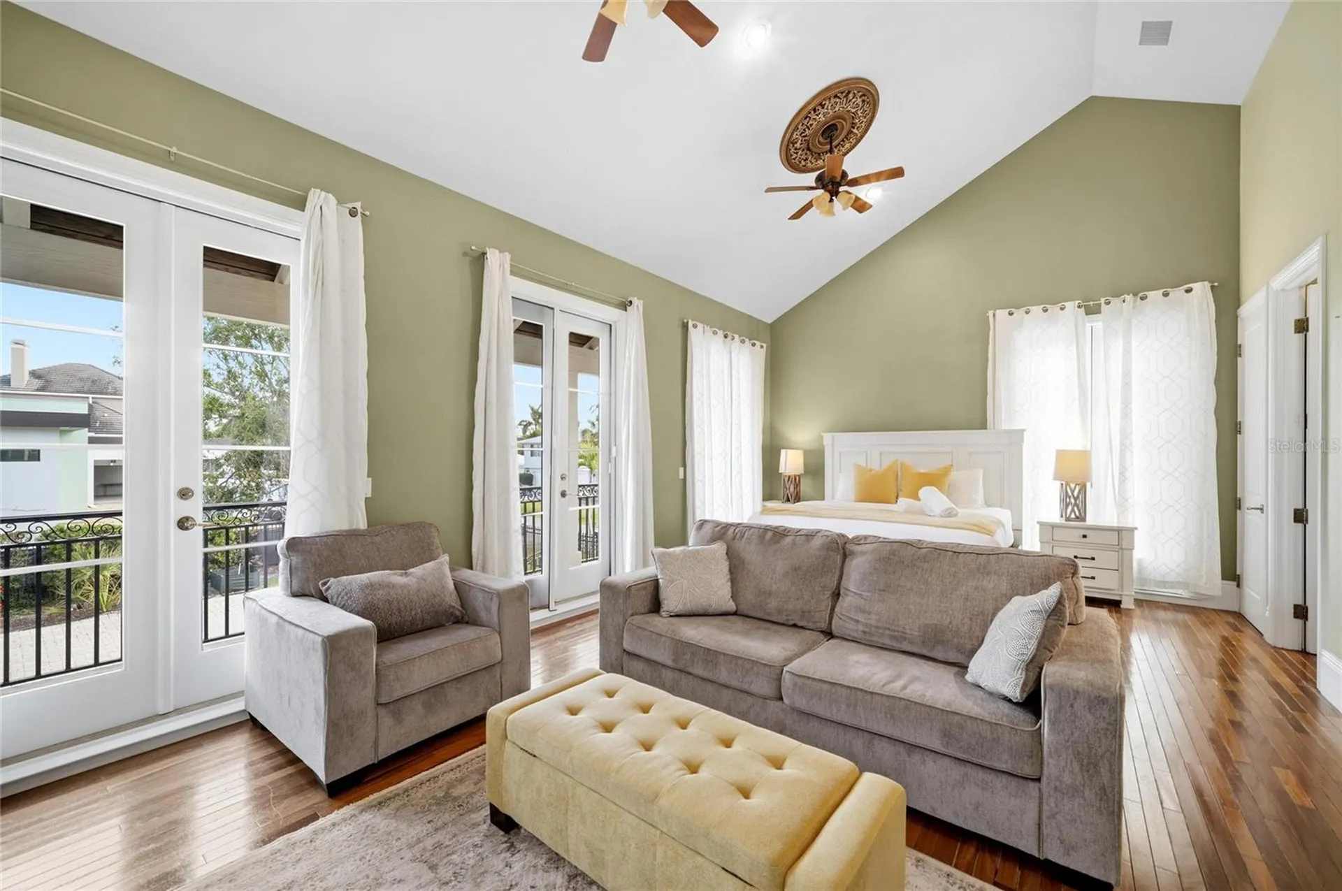 6438 Hollywood Boulevard Sarasota FL 34231