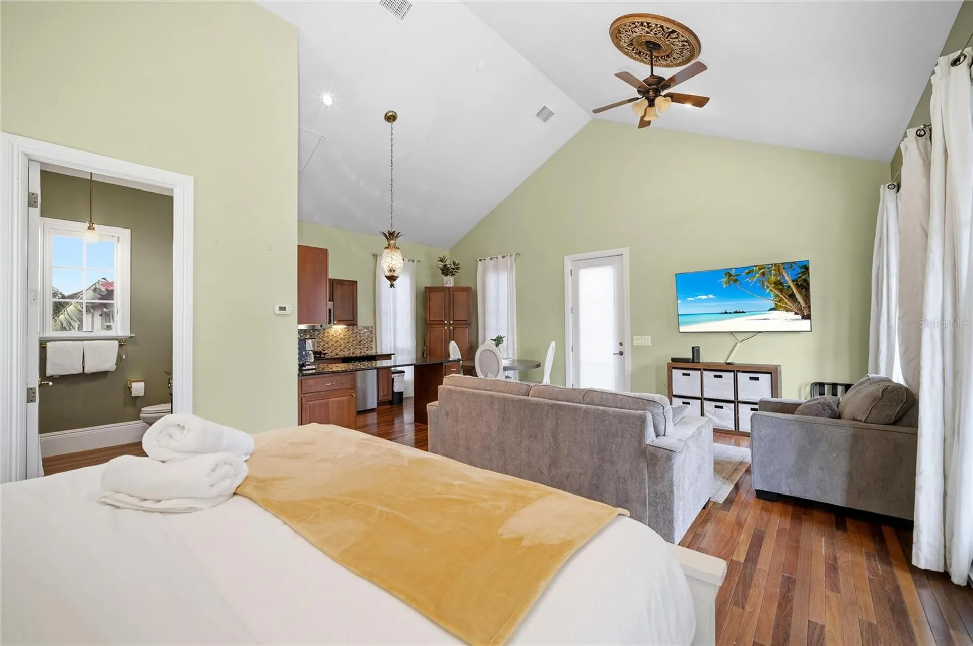 6438 Hollywood Boulevard Sarasota FL 34231