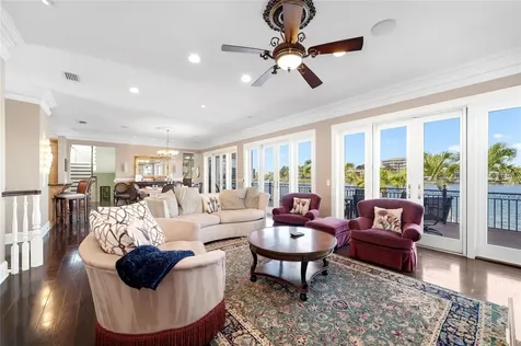 6438 Hollywood Boulevard Sarasota FL 34231