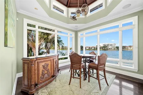 6438 Hollywood Boulevard Sarasota FL 34231
