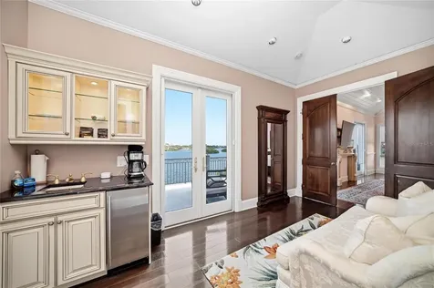 6438 Hollywood Boulevard Sarasota FL 34231