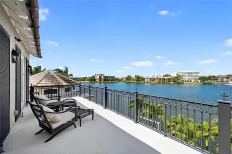 6438 Hollywood Boulevard Sarasota FL 34231