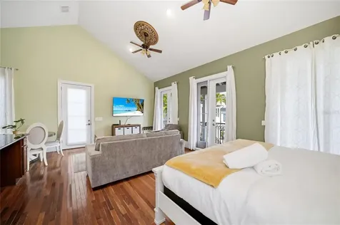 6438 Hollywood Boulevard Sarasota FL 34231