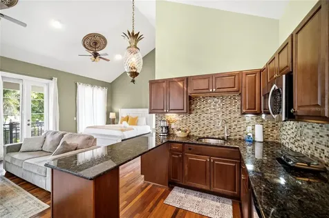 6438 Hollywood Boulevard Sarasota FL 34231