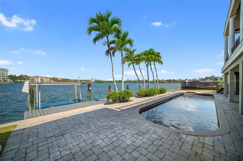 6438 Hollywood Boulevard Sarasota FL 34231