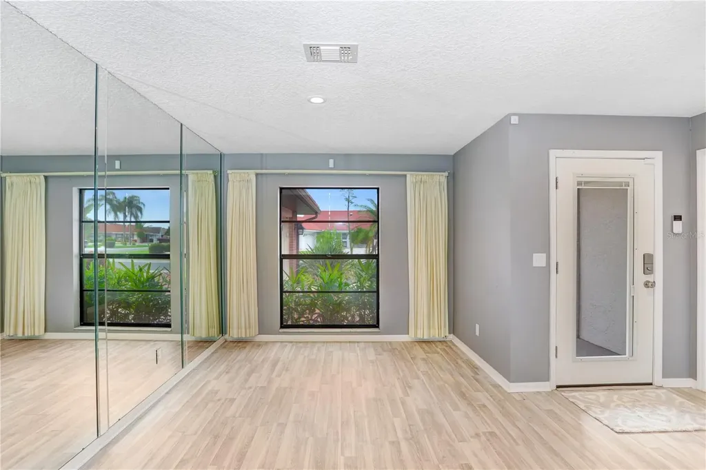 1826 Wolf Laurel Drive Sun City Center FL 33573
