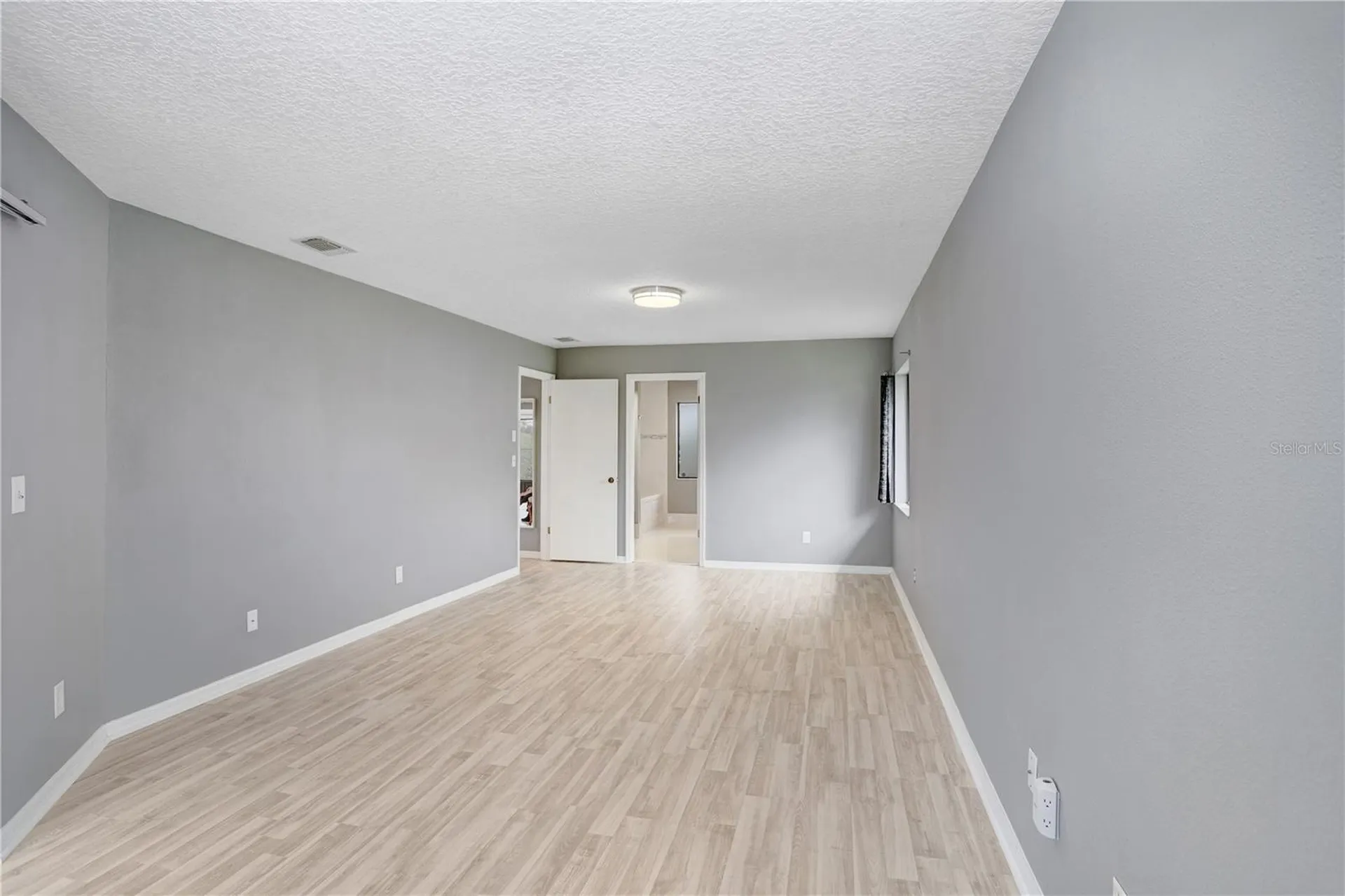 1826 Wolf Laurel Drive Sun City Center FL 33573