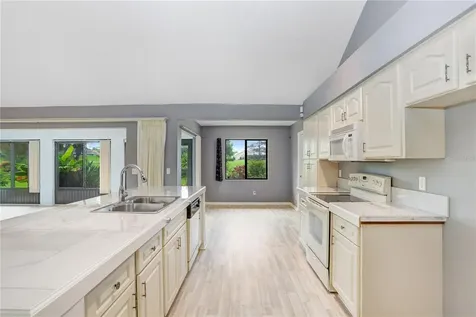 1826 Wolf Laurel Drive Sun City Center FL 33573