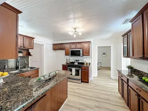 Lakeland FL 33803