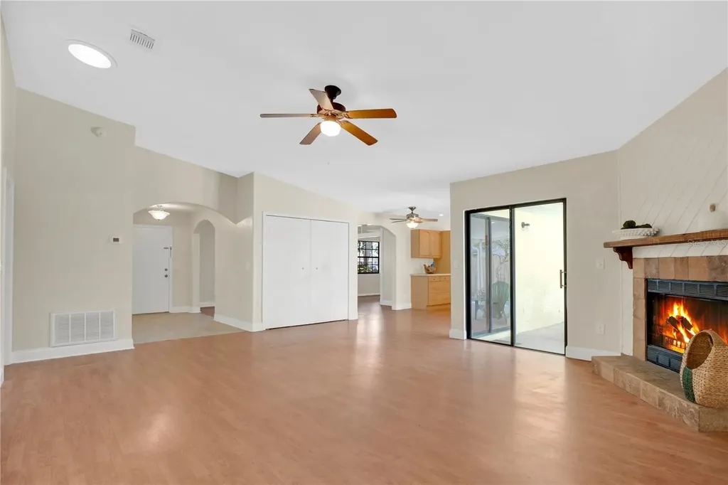 7437 Burnway Drive Orlando FL 32819