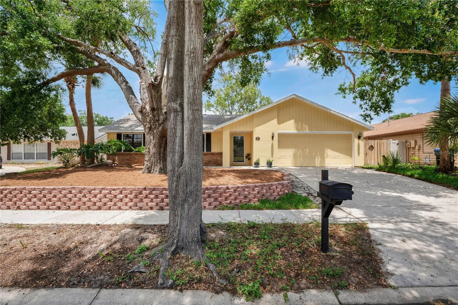 7437 Burnway Drive Orlando FL 32819