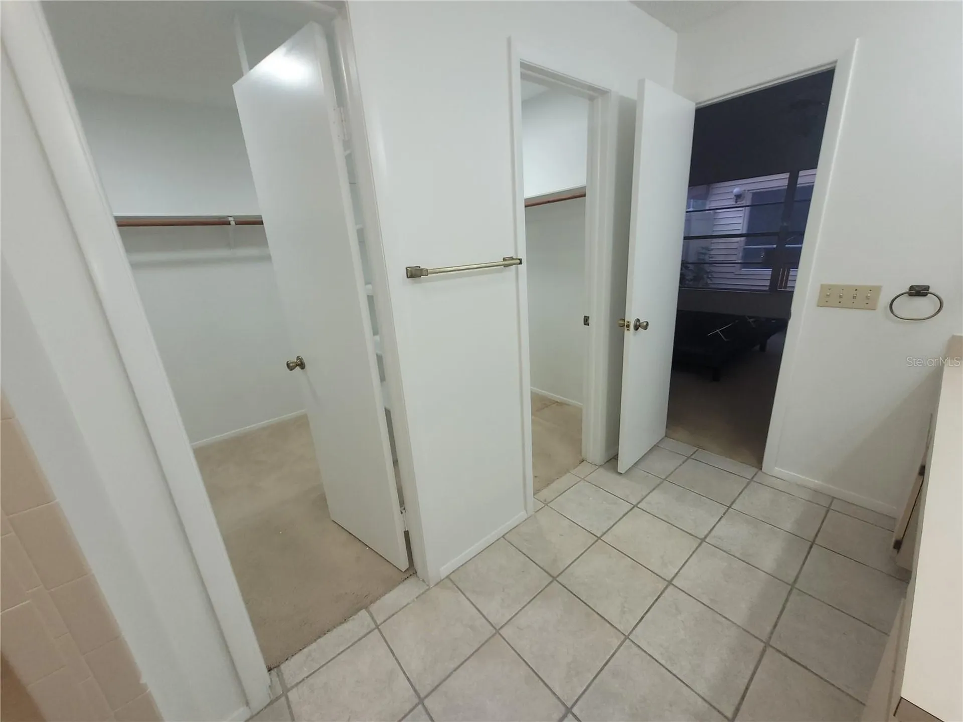 7125 Silvermill Drive Tampa FL 33635