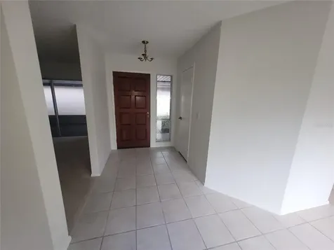 7125 Silvermill Drive Tampa FL 33635