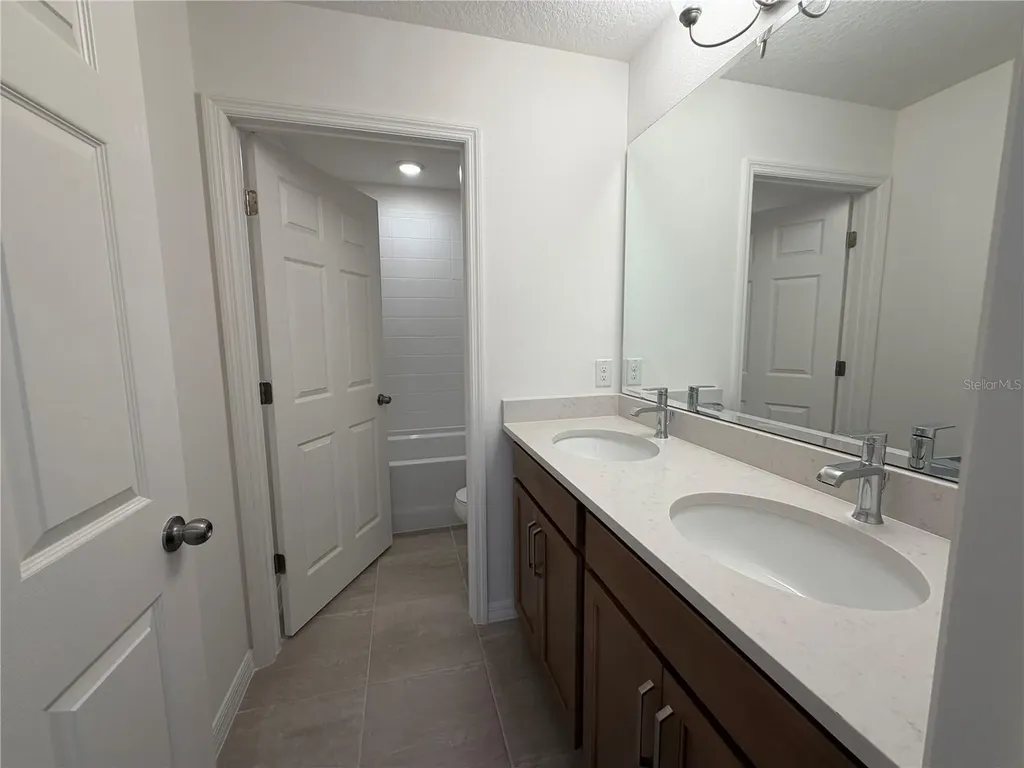 756 Farfields Street Deland FL 32724