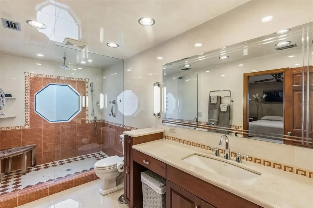 1944 Levine Lane Clearwater FL 33760