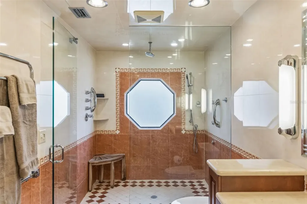 1944 Levine Lane Clearwater FL 33760