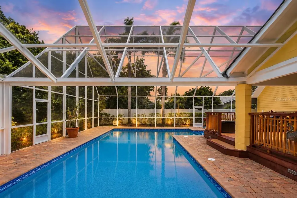 1944 Levine Lane Clearwater FL 33760