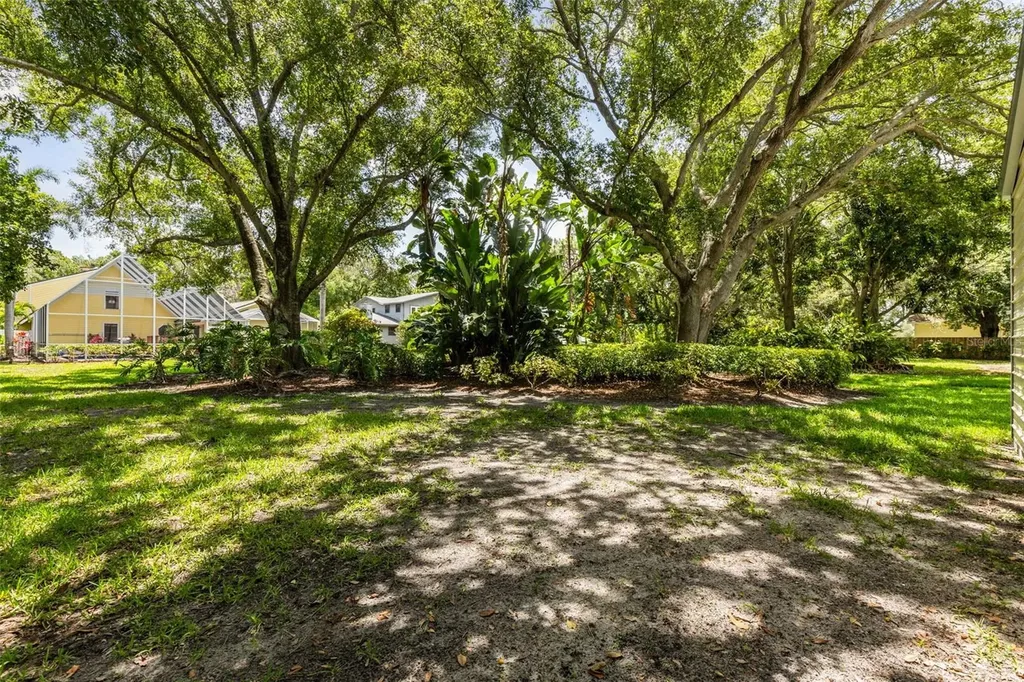 1944 Levine Lane Clearwater FL 33760