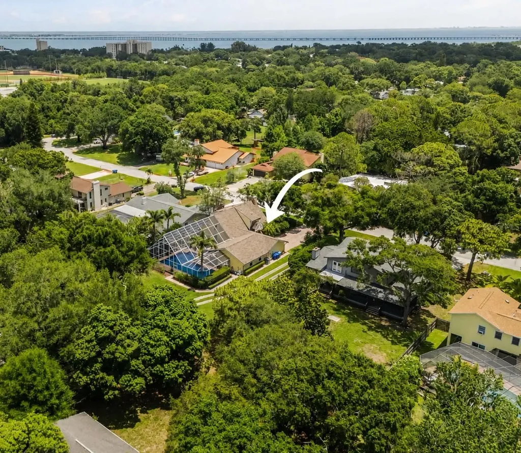 1944 Levine Lane Clearwater FL 33760
