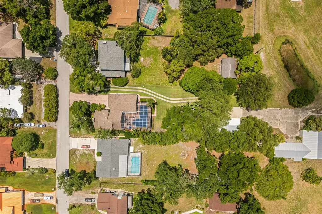 1944 Levine Lane Clearwater FL 33760