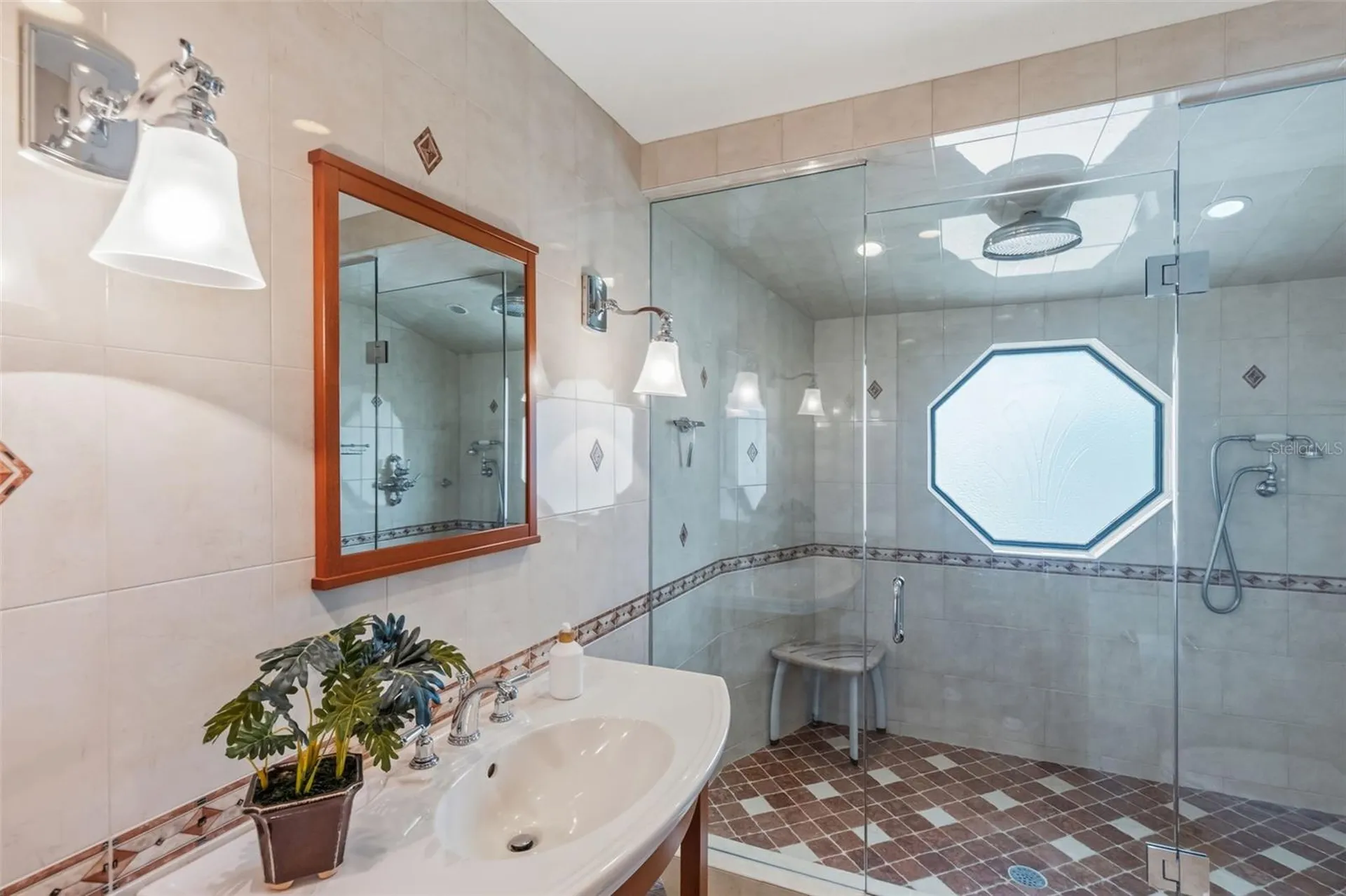 1944 Levine Lane Clearwater FL 33760
