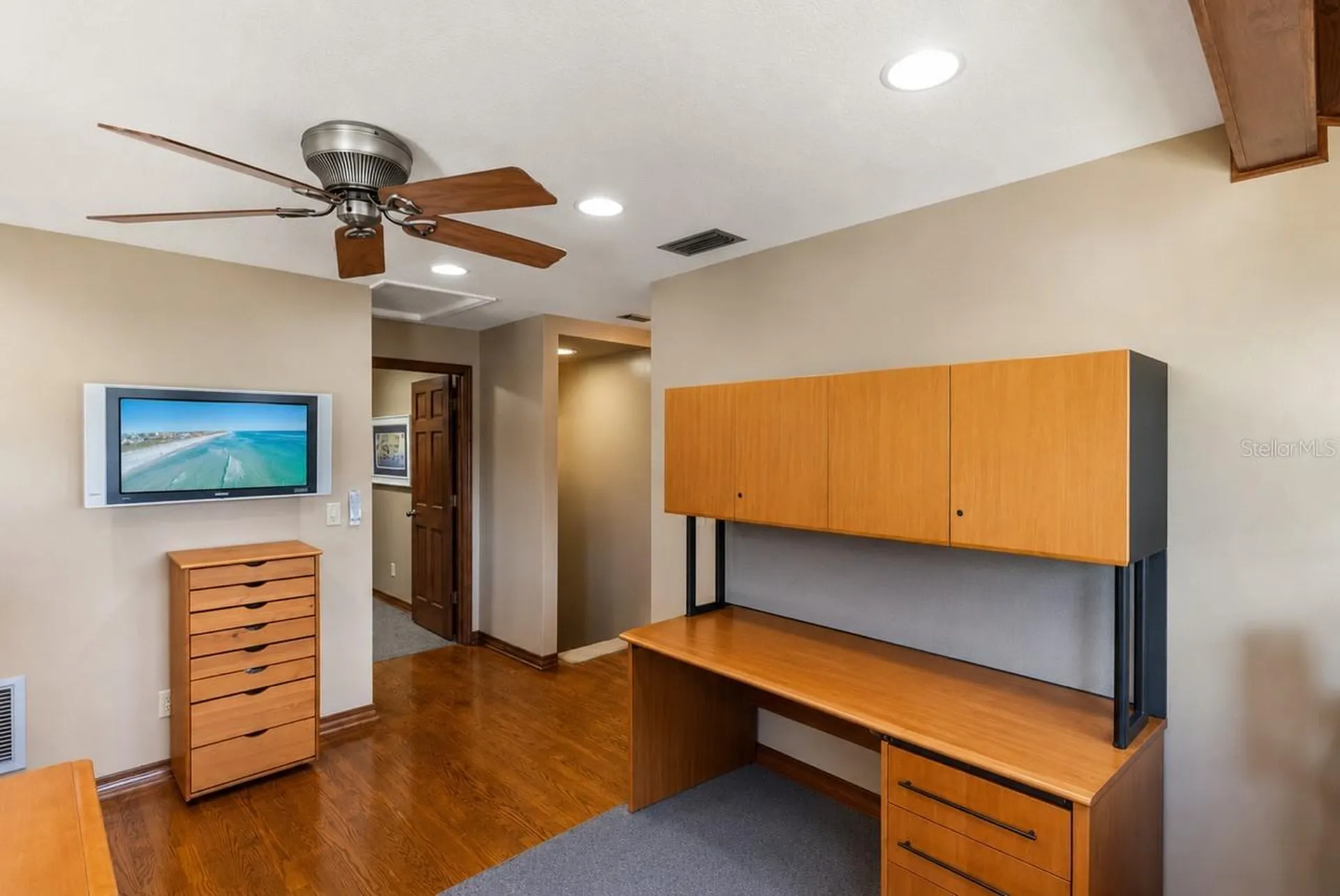 1944 Levine Lane Clearwater FL 33760
