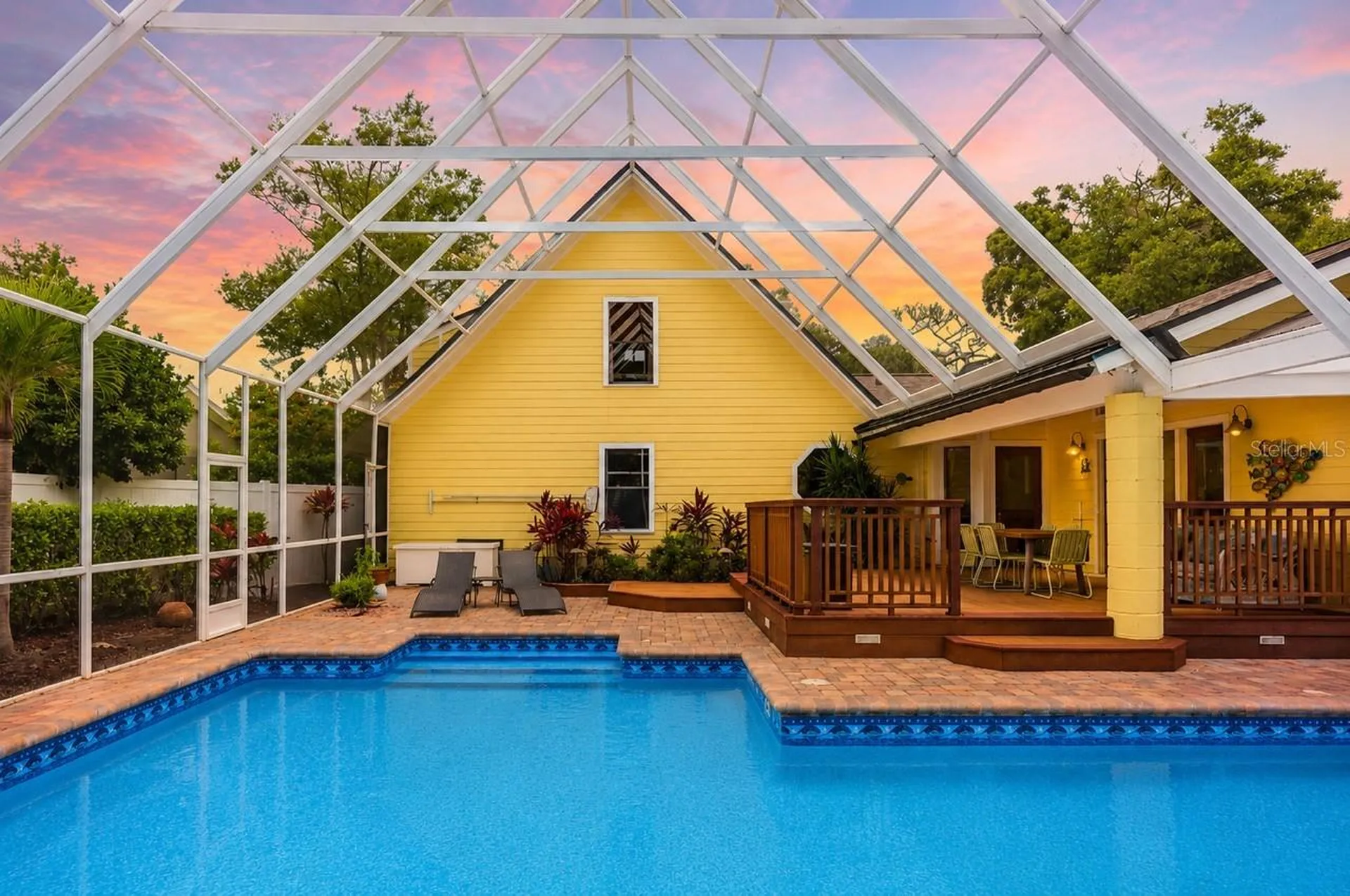 1944 Levine Lane Clearwater FL 33760